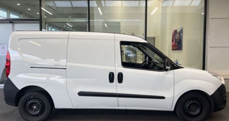 Utilisé 2018 Opel Combo Monospace | 10 990 € (Prix juste) - Image 1/4