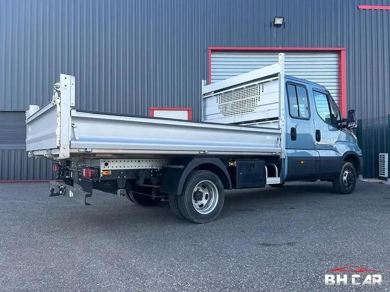 Occasion Iveco Daily 209 ch (153 kW) 2022 Van