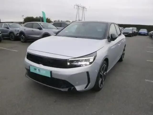 Gris kristall métallisé/toit noir karbon Occasion 2024 Opel Corsa GSe Berline | 18 490 € - Image 1/4