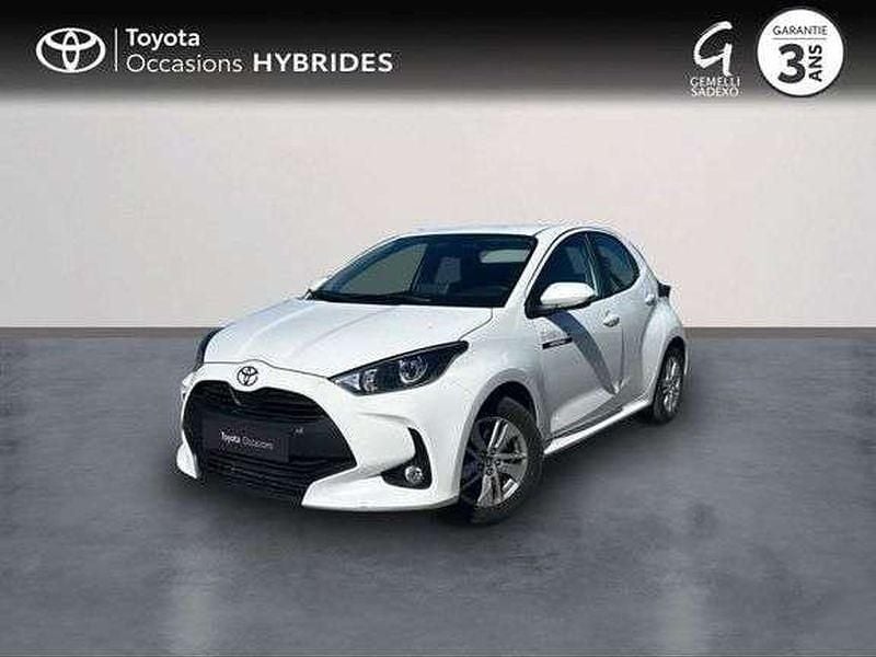 Utilisé 2025 Toyota Yaris Hybrid Business Edition Berline | 21 990 € (Prix juste) - Image 1/1