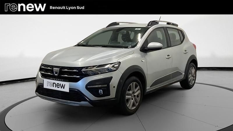 Gris Utilisé 2022 Dacia Sandero Comfort Citadine | 15 690 € (Prix juste) - Image 1/4