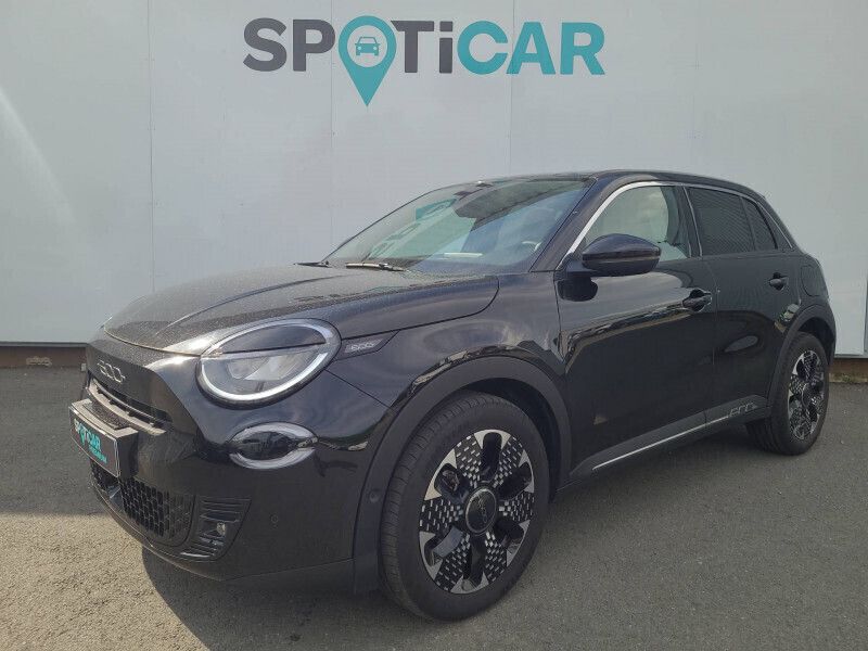 Utilisé 2024 Fiat 500 La Prima Citadine | 24 990 € - Image 1/4