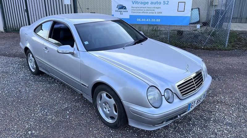 Argent Utilisé 2001 Mercedes CLK230 Coupé | 4 990 € - Image 1/4