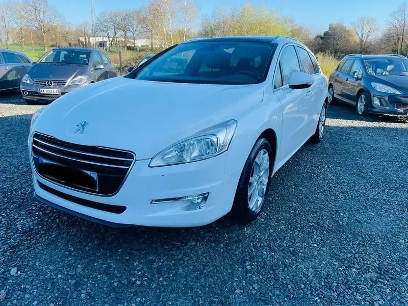 Blanc Utilisé 2013 Peugeot 508 Allure Break | 9 500 € (Prix juste) - Image 1/4