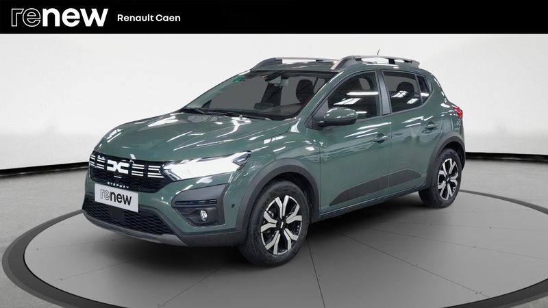 Vert Utilisé 2024 Dacia Sandero Expression Citadine | 16 590 € (Prix juste) - Image 1/4