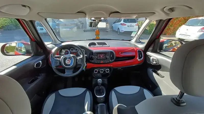 Image 2/4