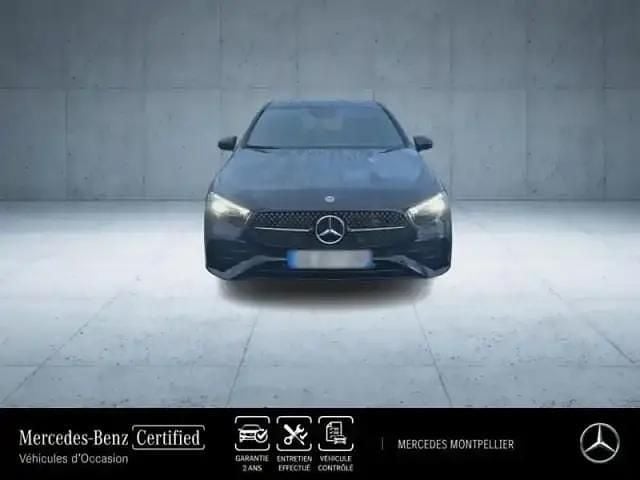 Noir Utilisé 2025 Mercedes A200 Edition Berline | 40 990 € - Image 1/4