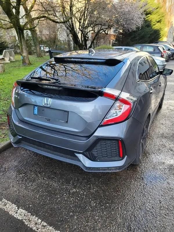 Gris Utilisé 2018 Honda Civic Exclusive Berline | 16 700 € (Bon prix) - Image 1/2