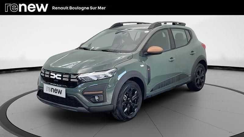 Gris Utilisé 2025 Dacia Sandero Extreme Citadine | 18 990 € (Prix assez cher) - Image 1/4