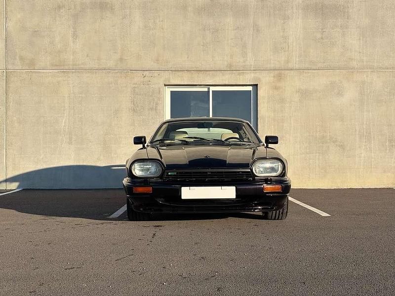 Occasion Jaguar XJS S 333 ch (244 kW) 1992 Mauve Coupé