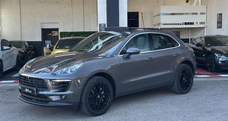 Gris Utilisé 2015 Porsche Macan SUV | 26 790 € (Prix juste) - Image 1/4