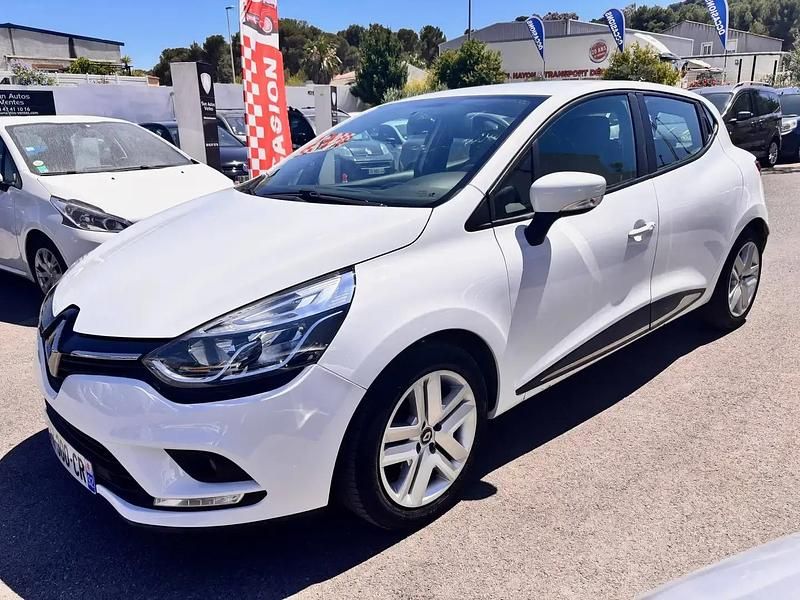 Blanc Utilisé 2019 Renault Clio Business Cabriolet | 10 490 € - Image 1/4