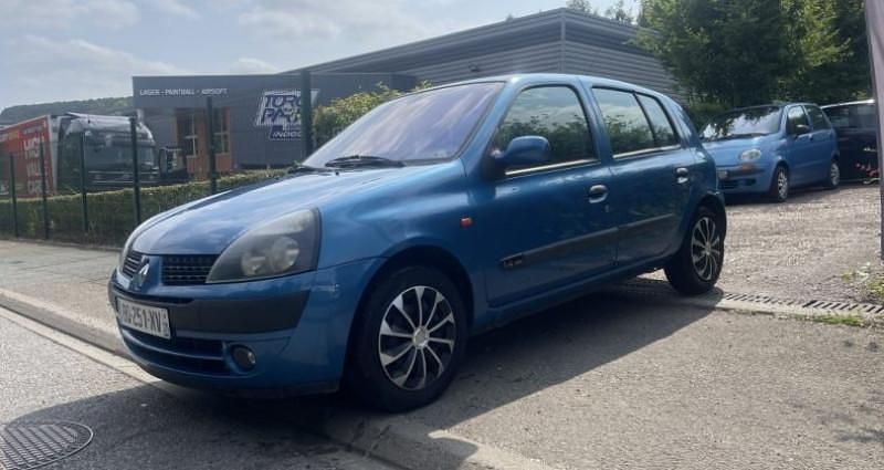 Occasion 2002 Renault Clio II Citadine | 2 990 € (Prix cher) - Image 1/4