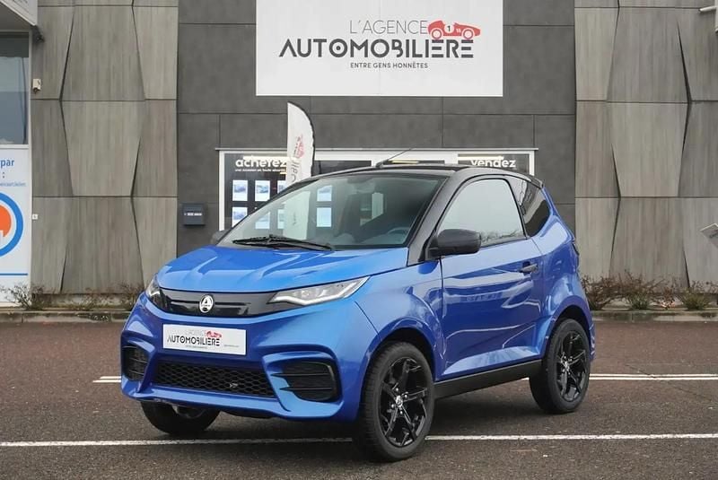 Bleu Occasion 2024 Aixam City Sport Citadine | 12 490 € - Image 1/4