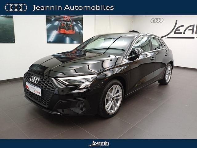 Noir mythe métallisé Occasion 2024 Audi A3 Sportback e-tron Business Citadine | 34 900 € (Prix assez cher) - Image 1/4