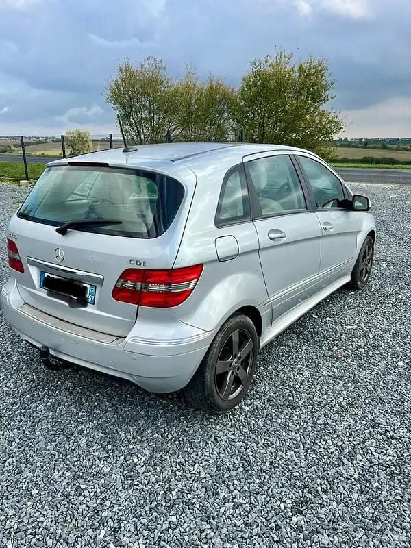 Occasion Mercedes B180 109 ch (80 kW) 2010 Monospace