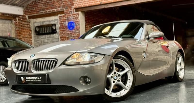 Gris Utilisé 2004 BMW 533 Sport Line Berline | 23 980 € - Image 1/4