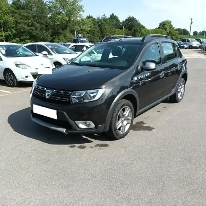 Brun Utilisé 2017 Dacia Sandero Stepway Citadine | 9 990 € (Prix assez cher) - Image 1/4