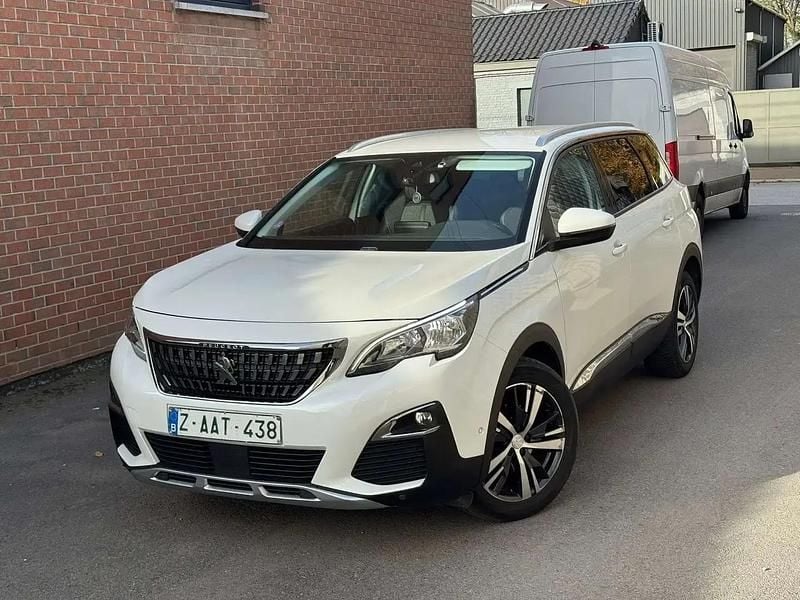 Argent Utilisé 2020 Peugeot 5008 SUV | 10 990 € (Super prix) - Image 1/4