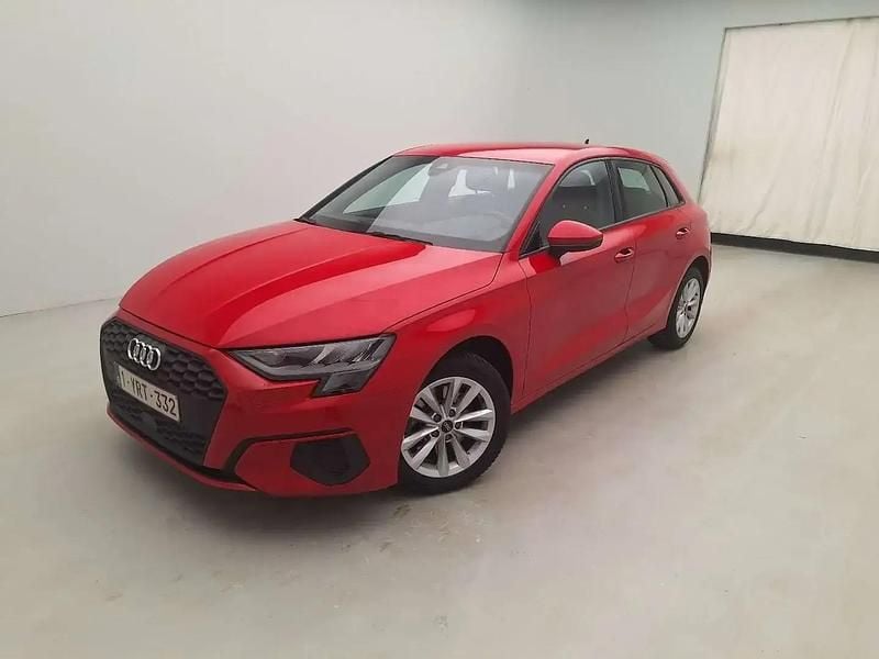 Rouge Utilisé 2020 Audi A3 Berline | 21 990 € (Super prix) - Image 1/2