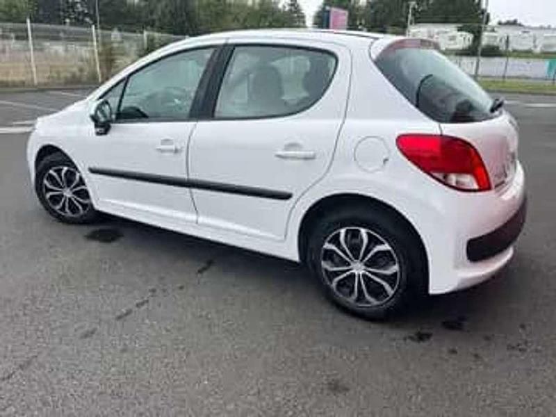 Occasion Peugeot 207 Premium 69 ch (50 kW) 2010 Berline