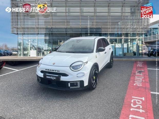 Blanc Nouvelle 2025 Abarth 600 Turismo | 36 999 € - Image 1/4