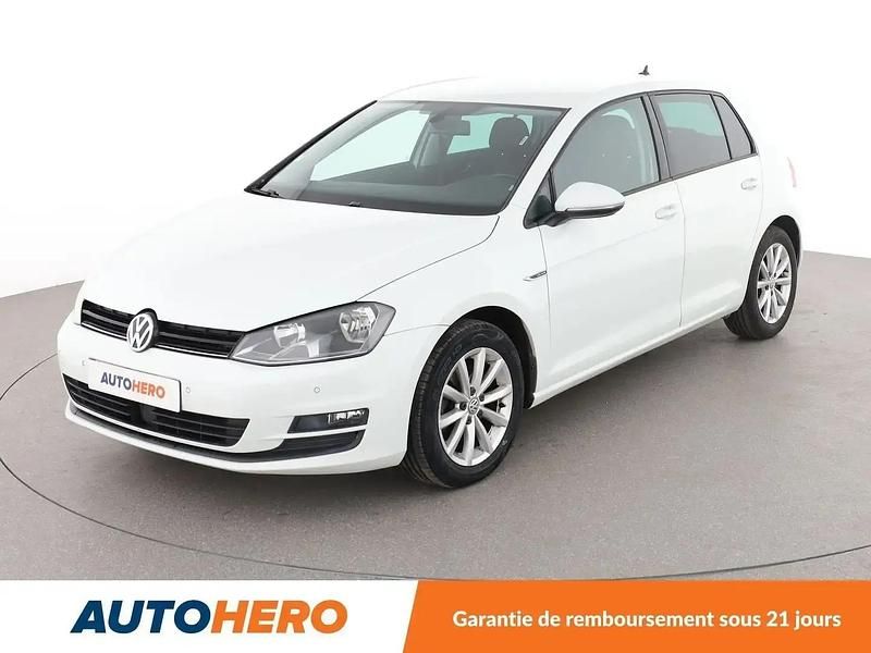 Blanc Utilisé 2015 VW Golf VII LOUNGE Berline | 13 390 € (Prix juste) - Image 1/2