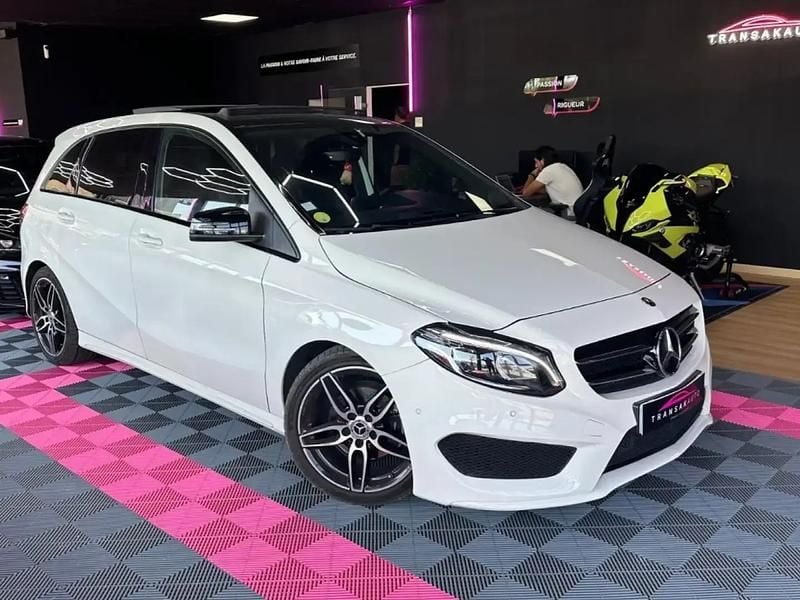 Blanc Utilisé 2017 Mercedes B180 Monospace | 14 990 € (Prix juste) - Image 1/4