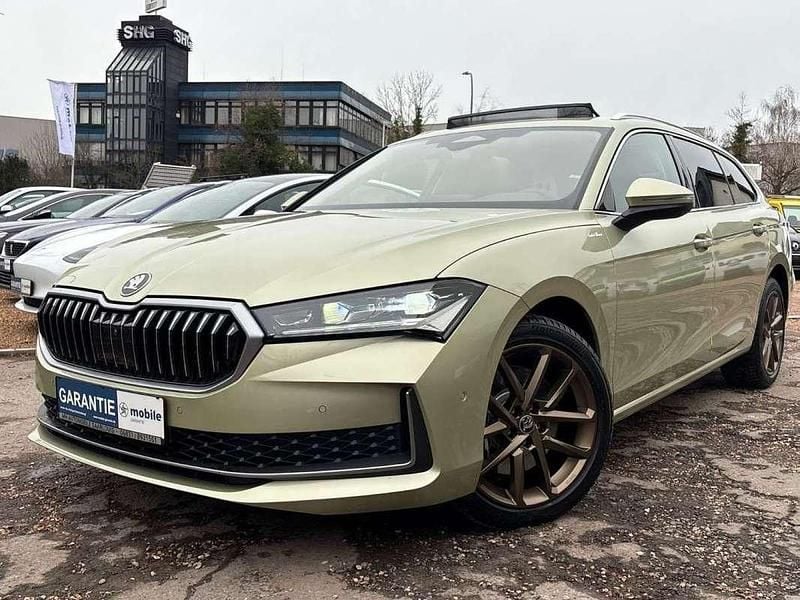 Occasion Skoda Superb 193 ch (141 kW) 2025 Jaune Break