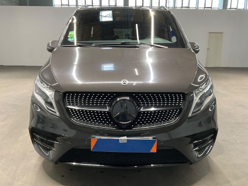 Noir Utilisé 2020 Mercedes V300 Edition Monospace | 39 500 € - Image 1/1