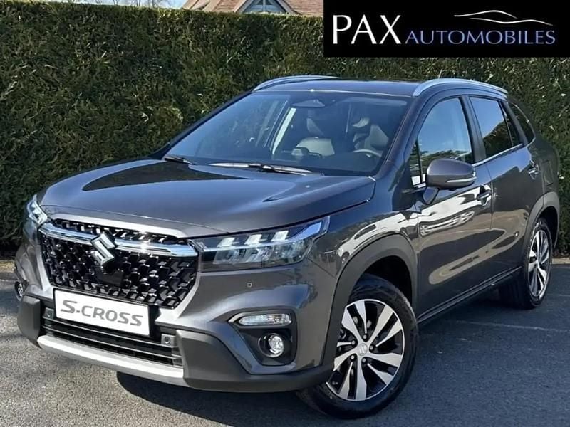 Gris Nouvelle 2025 Suzuki SX4 S-Cross Style SUV | 29 990 € (Prix juste) - Image 1/4
