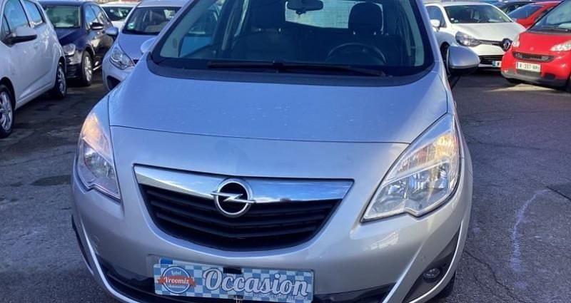 Argent Occasion 2011 Opel Meriva Edition Monospace | 5 950 € (Super prix) - Image 1/4