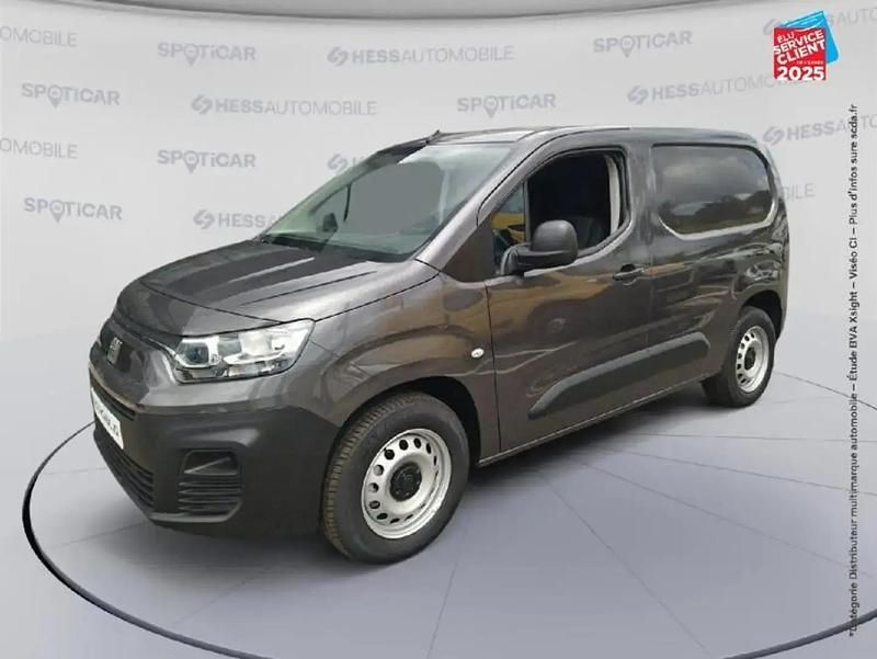 Gris Utilisé 2024 Fiat e-Doblò Monospace | 19 499 € - Image 1/4