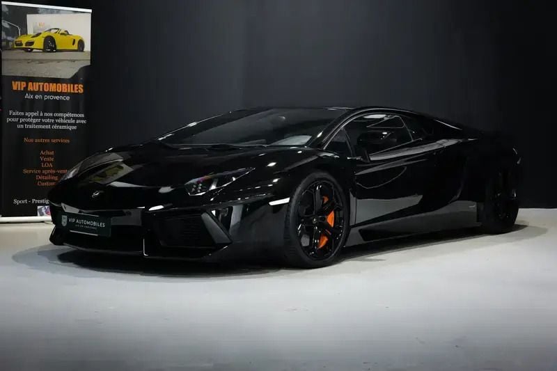 Noir Utilisé 2012 Lamborghini Aventador Coupé | 289 900 € - Image 1/4