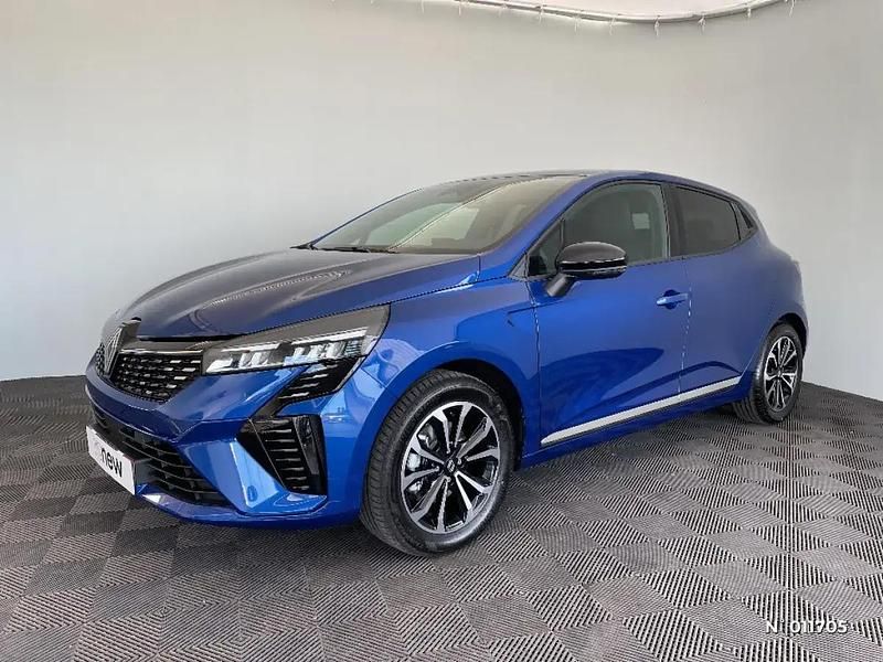 Bleu Utilisé 2025 Renault Clio V Techno | 23 490 € (Prix cher) - Image 1/4