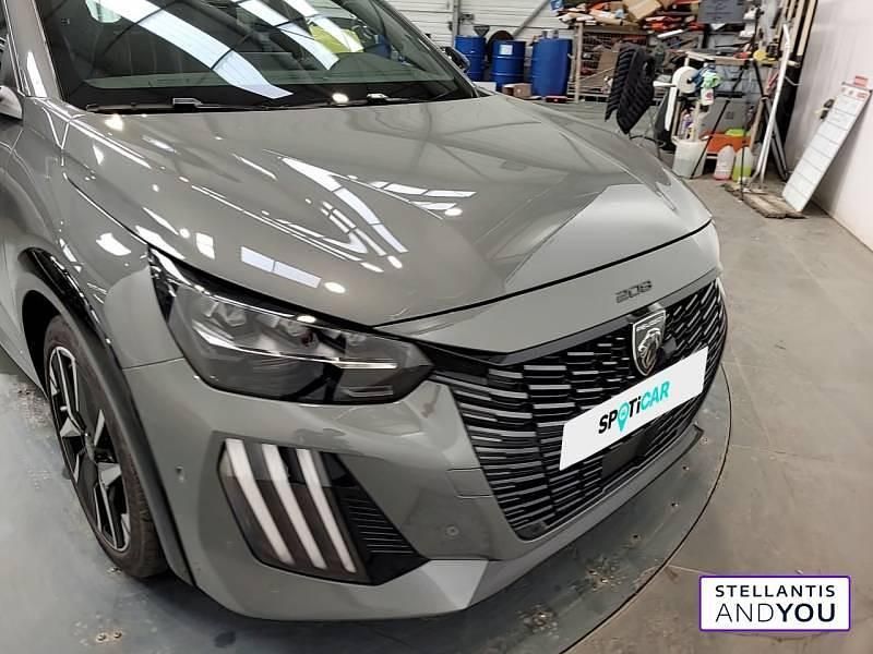 Utilisé 2024 Peugeot 208 GT Citadine | 21 990 € (Prix juste) - Image 1/4