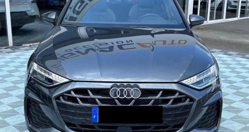 Utilisé 2024 Audi A3 Sportback S-Line Berline | 37 990 € (Prix cher) - Image 1/3