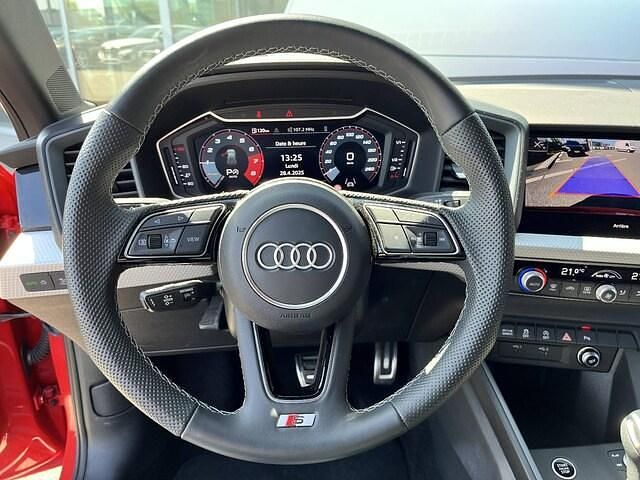 Occasion Audi A1 Sportback S-Line 116 ch (85 kW) 2024 Rouge progressif métallisé Citadine