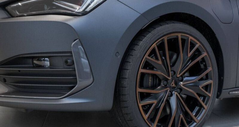 Occasion Cupra Leon VZ 246 ch (180 kW) 2024 Gris Citadine
