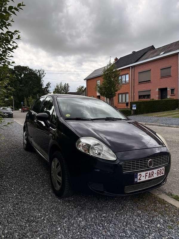 Image 4/4