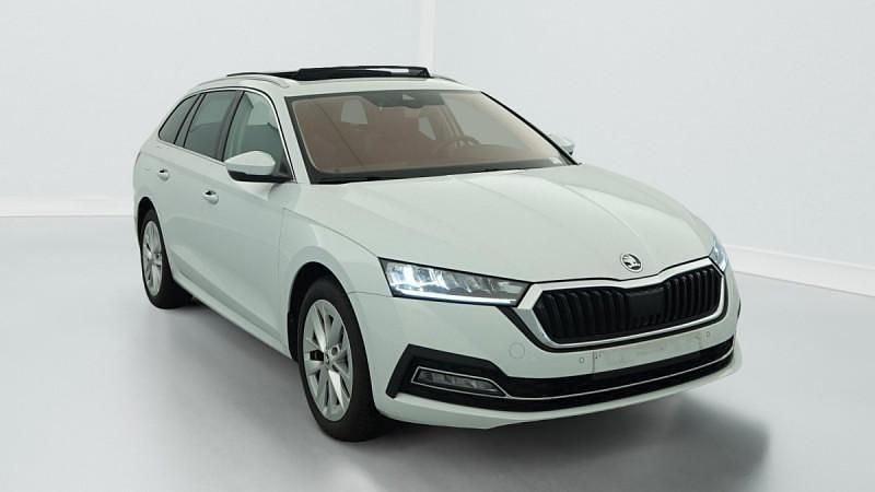 Utilisé 2021 Skoda Octavia Style Break | 25 420 € (Prix juste) - Image 1/4