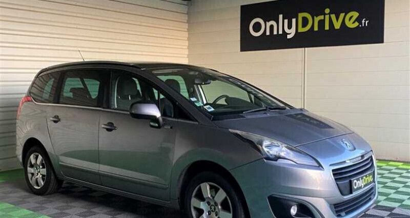 Utilisé 2015 Peugeot 5008 Style Monospace | 7 990 € (Prix juste) - Image 1/4