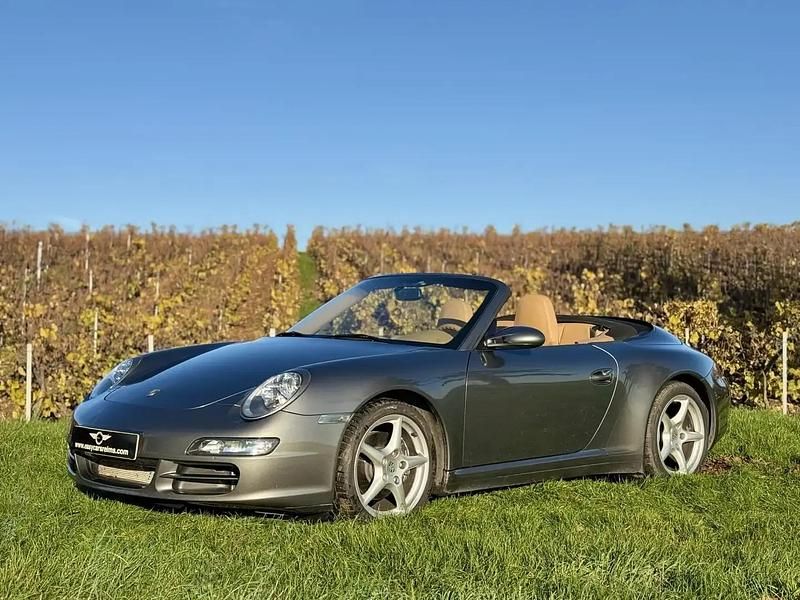 Gris Occasion 2008 Porsche 911 Carrera 4 Cabriolet Cabriolet | 57 990 € - Image 1/4