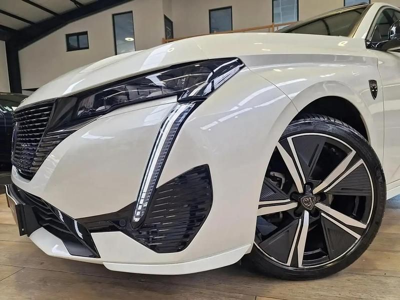 Occasion Peugeot 308 GT 131 ch (96 kW) 2023 Noir Citadine