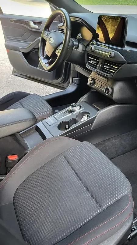 Utilisé 2019 Ford Focus S Berline | 17 000 € (Prix juste) - Image 1/4