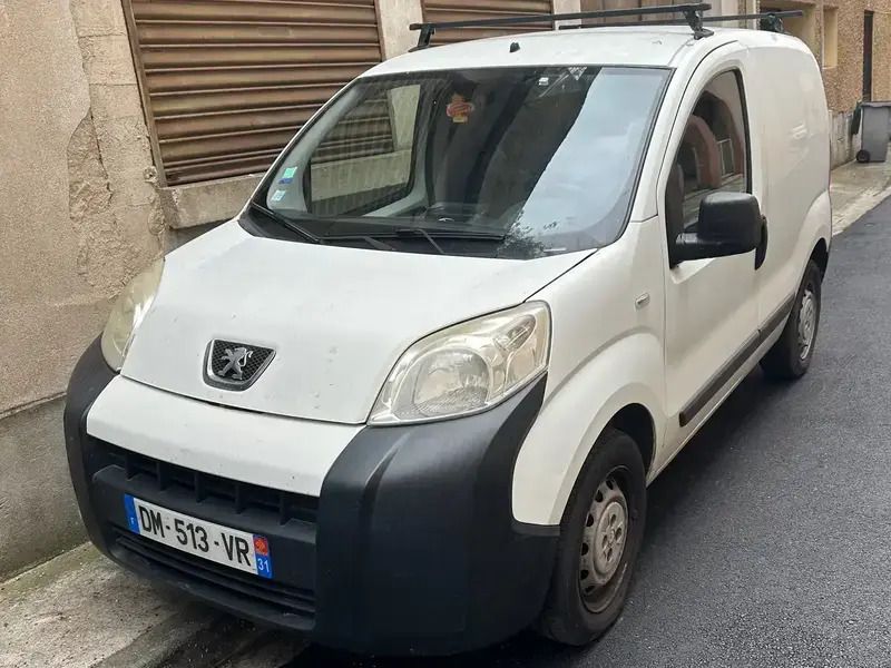 Blanc Utilisé 2014 Peugeot Bipper Monospace | 5 000 € - Image 1/4