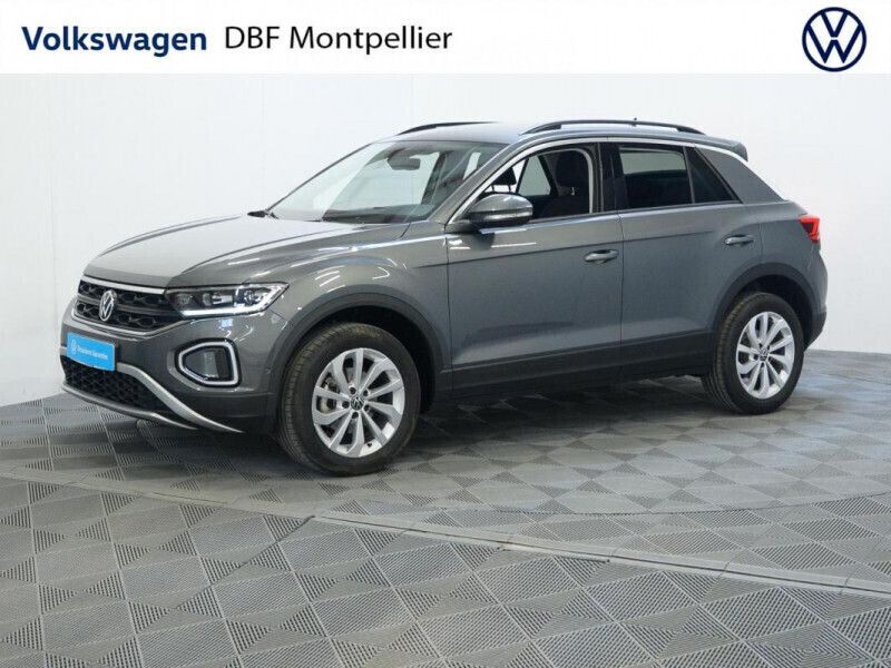Gris Utilisé 2024 VW T-Roc Edition SUV | 26 880 € (Prix juste) - Image 1/4