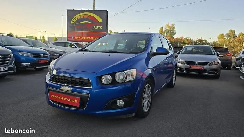 Bleu Utilisé 2012 Chevrolet Aveo LS Berline | 5 490 € - Image 1/4