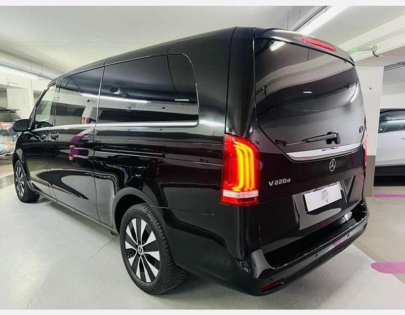 Occasion Mercedes V220 Avantgarde 166 ch (122 kW) 2023 Noir Monospace