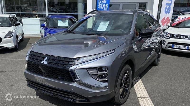 Gris Nouvelle 2024 Mitsubishi Eclipse Cross SUV | 31 999 € - Image 1/4